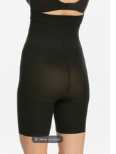 Load image into Gallery viewer, Mama Power Short