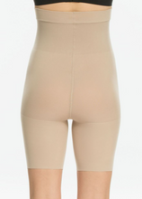 Load image into Gallery viewer, Mama Power Short