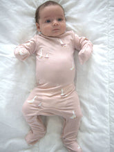 Load image into Gallery viewer, Günamüna Tutu Goose Convertible PJ
