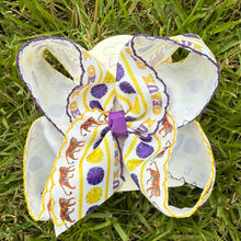 Load image into Gallery viewer, Tiger Spirit Moonstitch Bow
