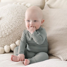 Load image into Gallery viewer, Günamüna Sage Convertible Pajamas
