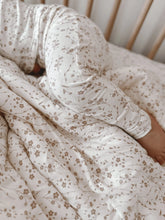 Load image into Gallery viewer, Günamüna Posie Mauve Cloud Blanket / 1.0 TOG
