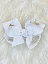 Load image into Gallery viewer, 3.5&quot; Bow with Pantyhose Headband
