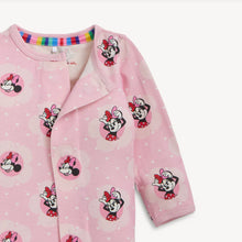 Load image into Gallery viewer, Minnie Galentine's Day RightFit™ Magnetic Footie
