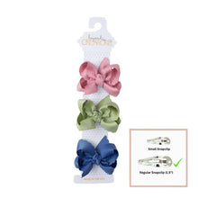 Load image into Gallery viewer, 3" Small Scalloped Edge Bow on Snap Clip (3 Pack)
