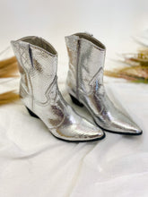 Load image into Gallery viewer, Bambi Silver Boots
