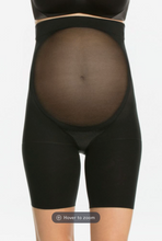 Load image into Gallery viewer, Mama Power Short
