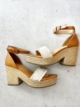 Load image into Gallery viewer, Lilliana Oasis Wedge

